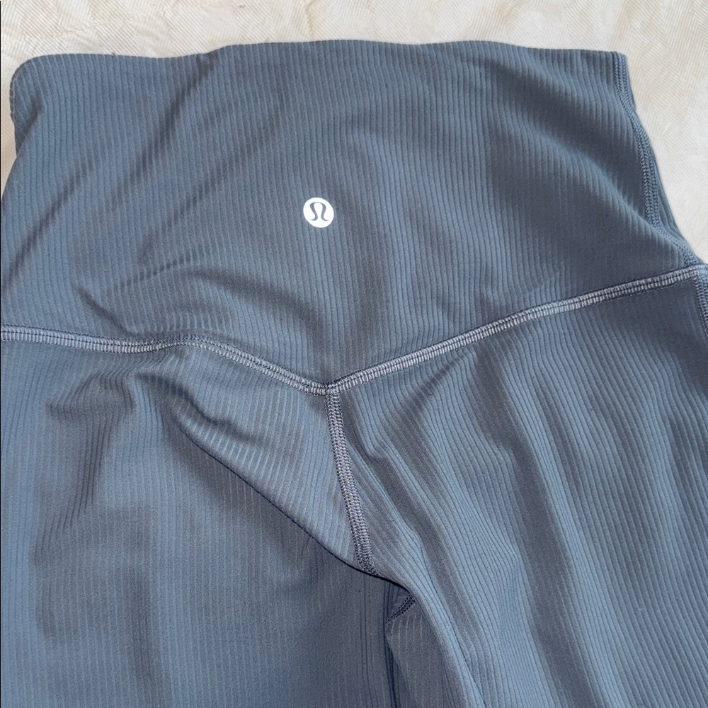 Lululemon Gray High-Waisted Leggings